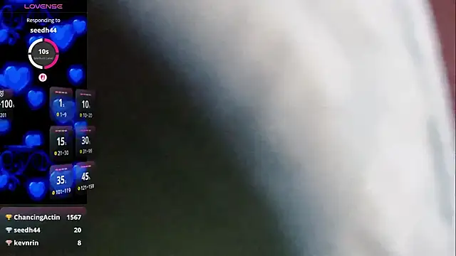 חדר צ'אט בשידור חי של Tw_Zoella