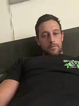 הופעת סקס קאם בשידור חי של Fitboy1992