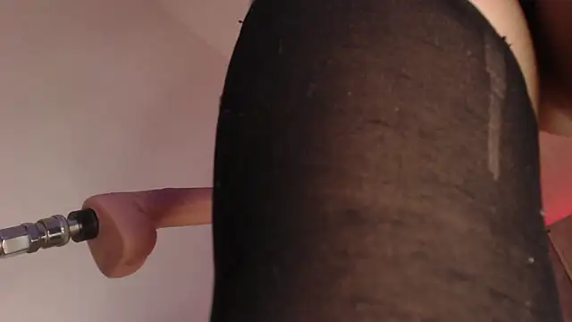 Živá chatovací místnost ChantalPetit