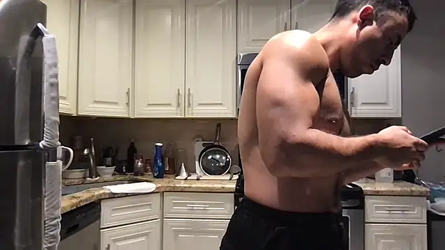 BigGuyMuscle – live chatrum