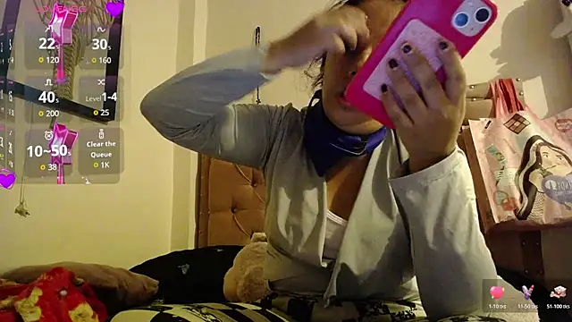 annarose19 Adlı Modelin Canlı Sohbet Odası