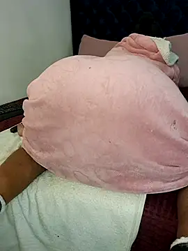 Živá chatovací místnost BootyCallEver
