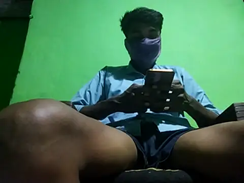 PrabV0319 élő chatszobája
