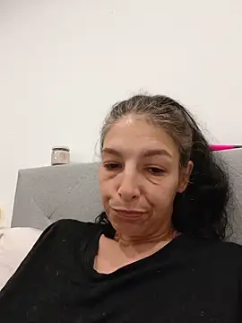 Sposini69 Adlı Modelin Canlı Sohbet Odası