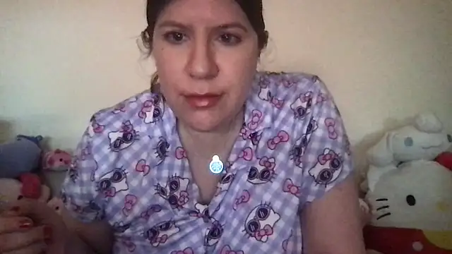 HYPHYtype Adlı Modelin Canlı Sohbet Odası