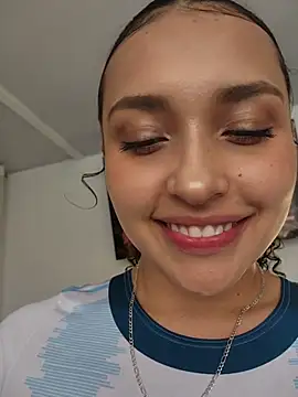 Lucy_Marin – live chatrum