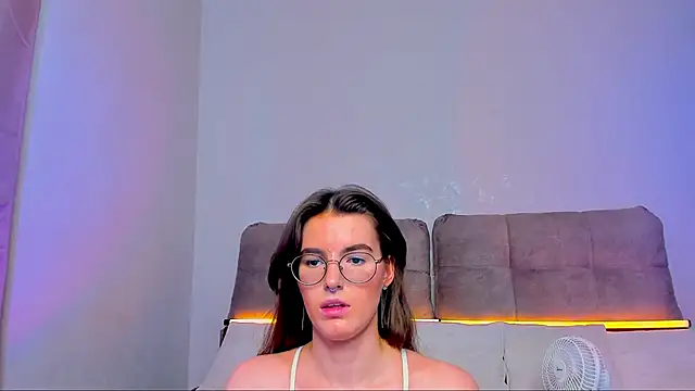 AriellaTesk live-chat rom