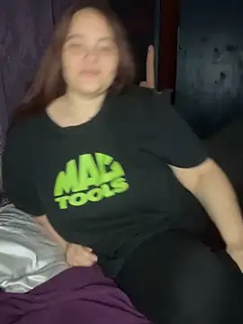 Queen_CamiXO: δωμάτιο απευθείας συνομιλίας