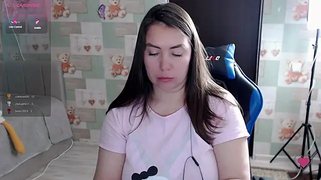 חדר צ'אט בשידור חי של Korolek12