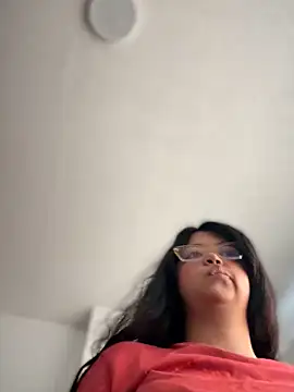 Peach_Girll Adlı Modelin Canlı Sohbet Odası