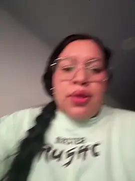 Živá chatovací místnost Lovelipsbig