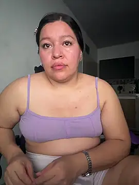 Онлайн чат Lovelipsbig