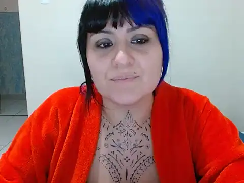 vaholiver's Live Chat Room