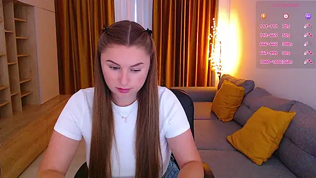 mia_bloomy élő chatszobája