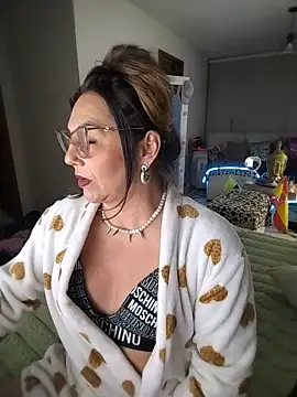 Myrnasexxx 실시간 채팅방