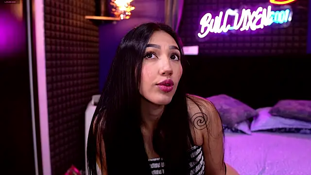 bull_vixen2001 – live chatrum