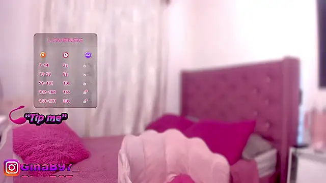 חדר צ'אט בשידור חי של GinnaBolton