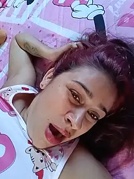 MariBelle1 Adlı Modelin Canlı Sohbet Odası