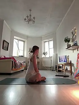 LeyaJohnson Adlı Modelin Canlı Sohbet Odası