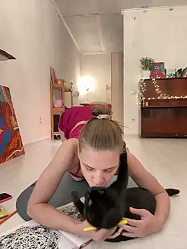 LeyaJohnson Cameră chat live