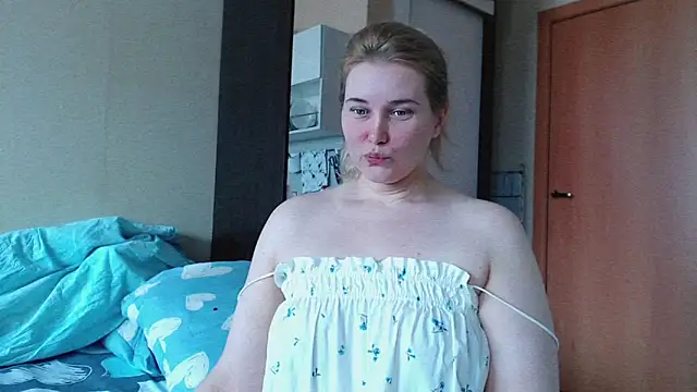 Živá chatovací místnost mmmPinUpGirl