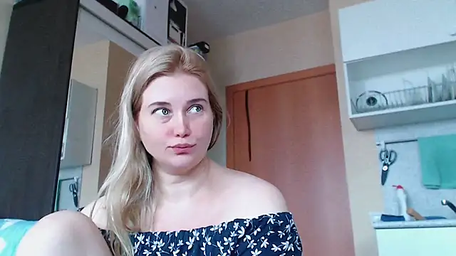 mmmPinUpGirl's Webcam Show
