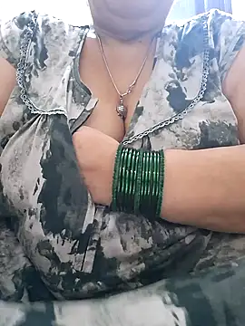 Kavya_XX 现场聊天室