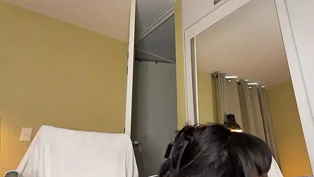 xSelena чат на живо