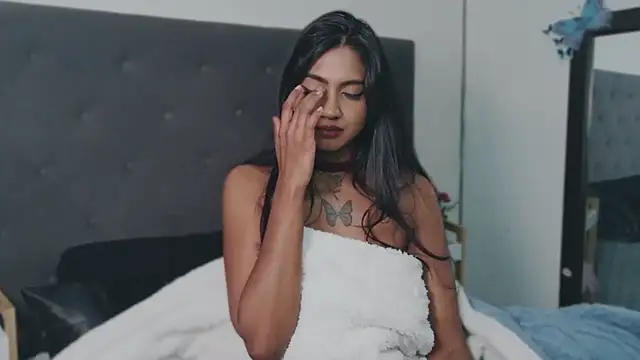 Chat soba uživo modela Delilah_Blazee