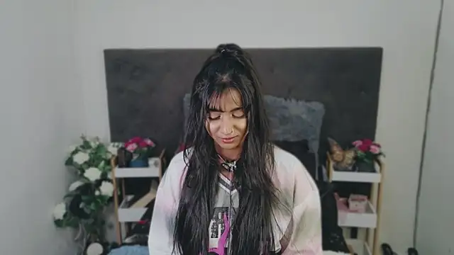 Delilah_Blazee 现场聊天室