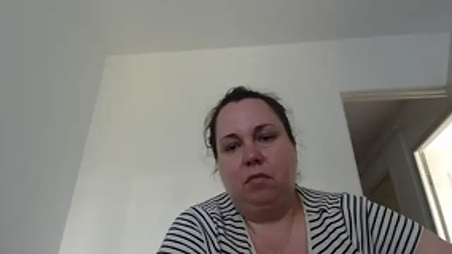 غرفة دردشة WendyRhoades المباشرة