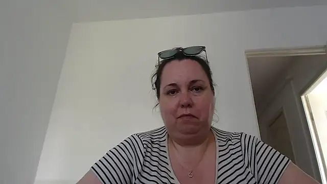 חדר צ'אט בשידור חי של WendyRhoades