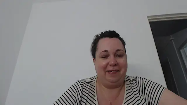 Pokój czatu na żywo – WendyRhoades