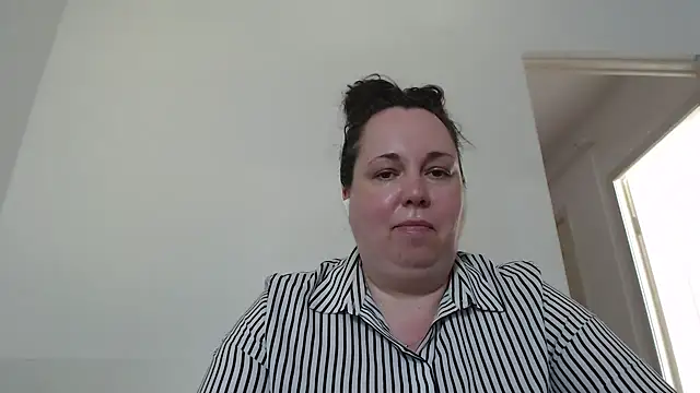 חדר צ'אט בשידור חי של WendyRhoades