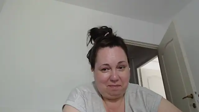 Онлайн чат WendyRhoades