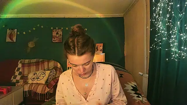 ClancyMorisseyのライブチャットルーム