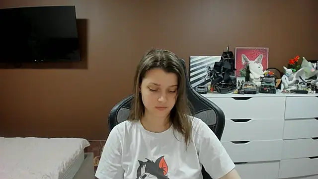 Chat soba uživo modela SoniNesti