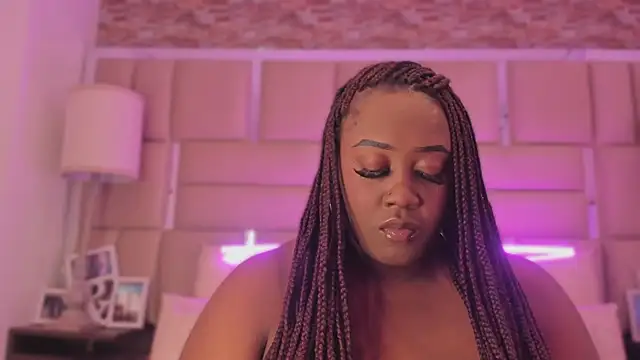 Chatroom en direct de ShaniaBrownn