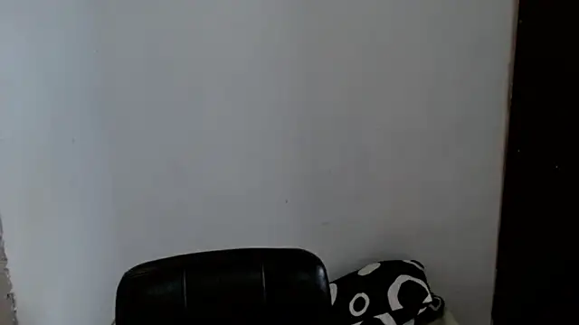 KARYNA_MILF লাইভ চ্যাট রুম
