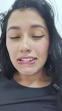 Živá chatovací místnost Your_Aleja15