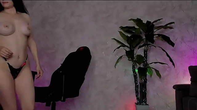 Živá chatovací místnost Emma7