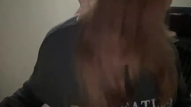 MollyJenson 现场聊天室