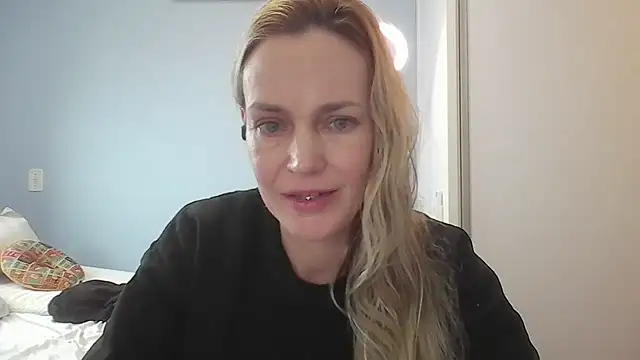 Pokój czatu na żywo – Annylove1