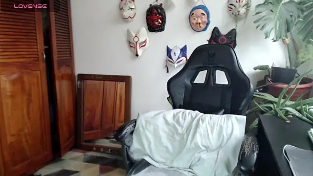 חדר צ'אט בשידור חי של cat_salo