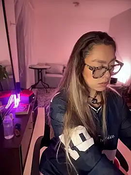 Im_sophiie – live chatrum