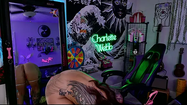 CharletteWebb Live Chatraum