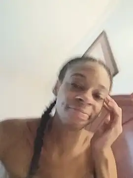 Jasmine_FullsShine – Naživo chatovacia miestnosť