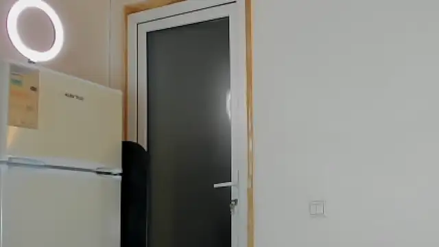sweetheart_loves' Live Chat Room