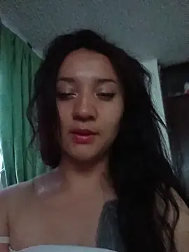 ห้องแชทสดของ nicol_furyy