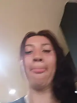 Sala de chat en directo de nicol_furyy